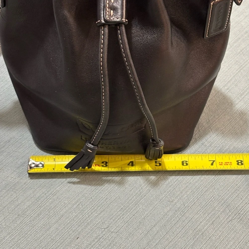 Coach Legacy Black Leather Drawstring Shoulder Bag Vintage Small